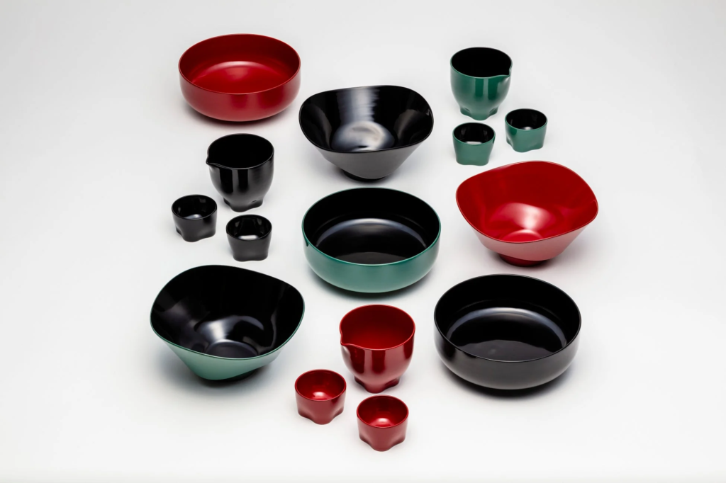 モダンなデザインの漆器