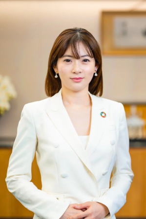 馬渕 磨理子氏