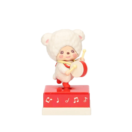 太鼓を首から下げたチャム