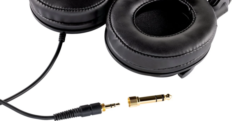 FH1 Professional Monitoring Headphone ケーブルとアダプター