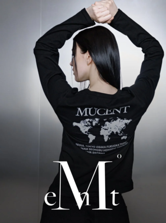 MUCENTロゴTシャツ
