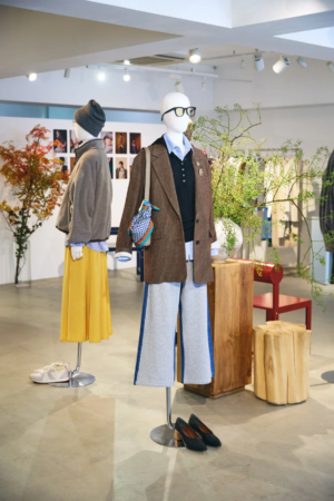 アパレル店舗のディスプレイ