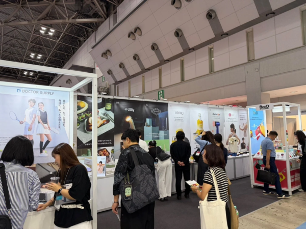 展示会の風景