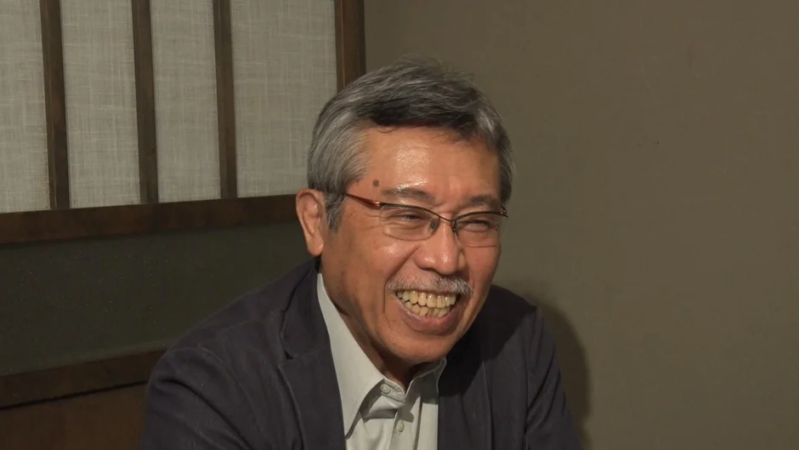 笑顔の弘兼憲史さん